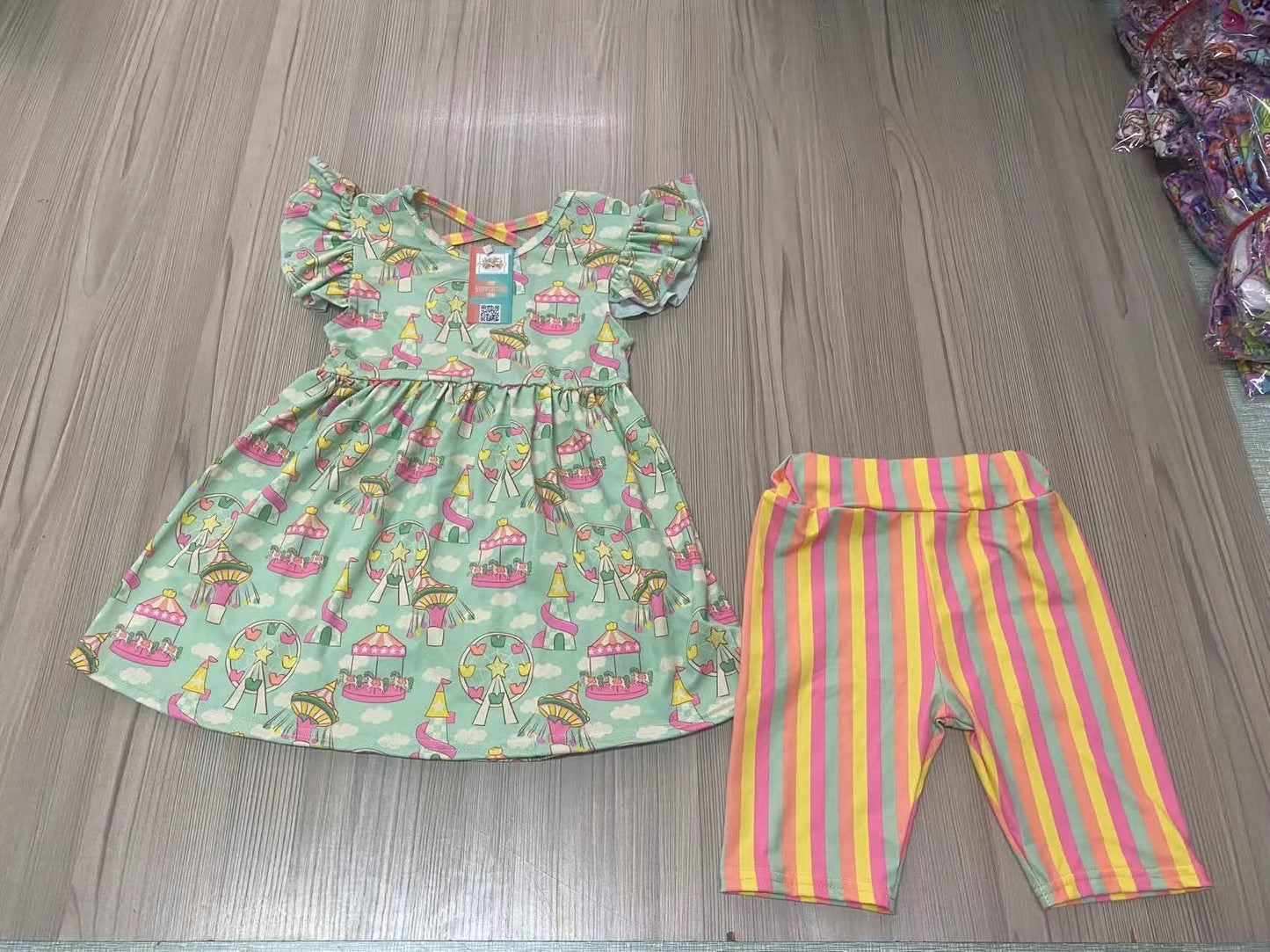 Carnival Fair Stripe Set