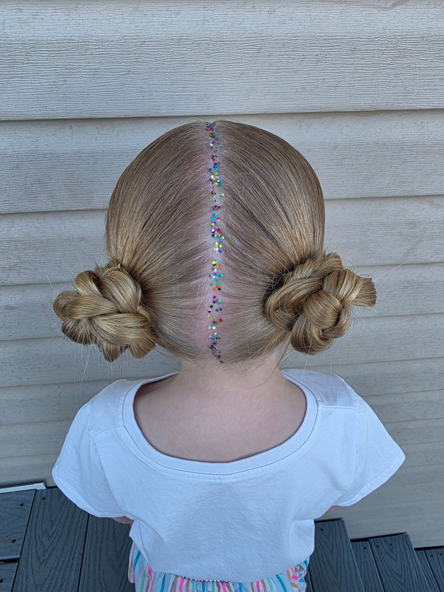 Pursuit of Happiness Hair Glitter