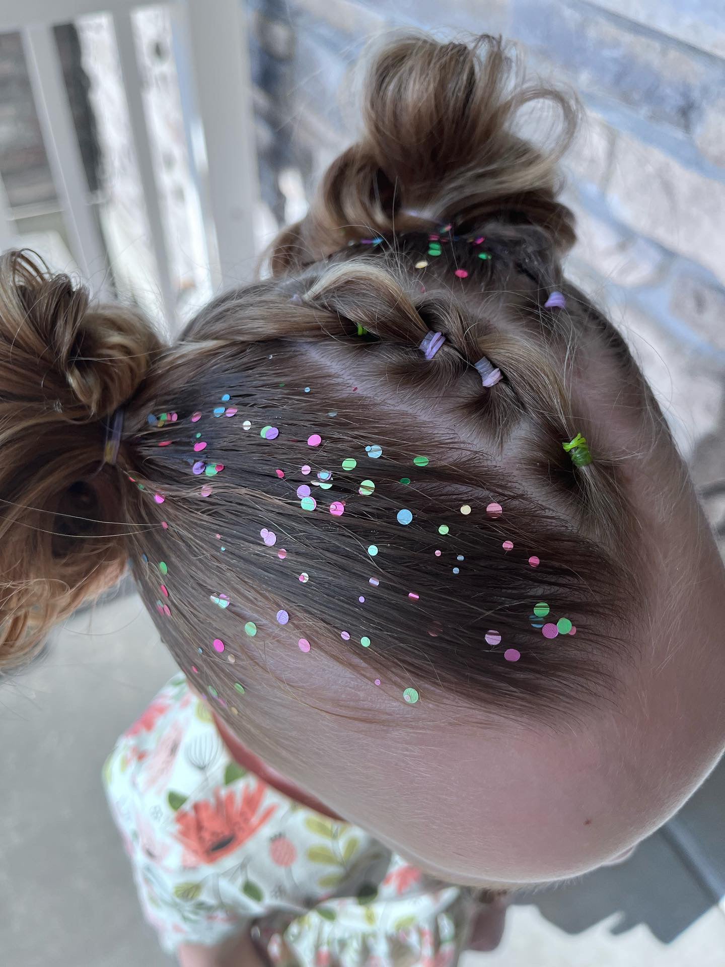 Egg-cellent Hair Glitter