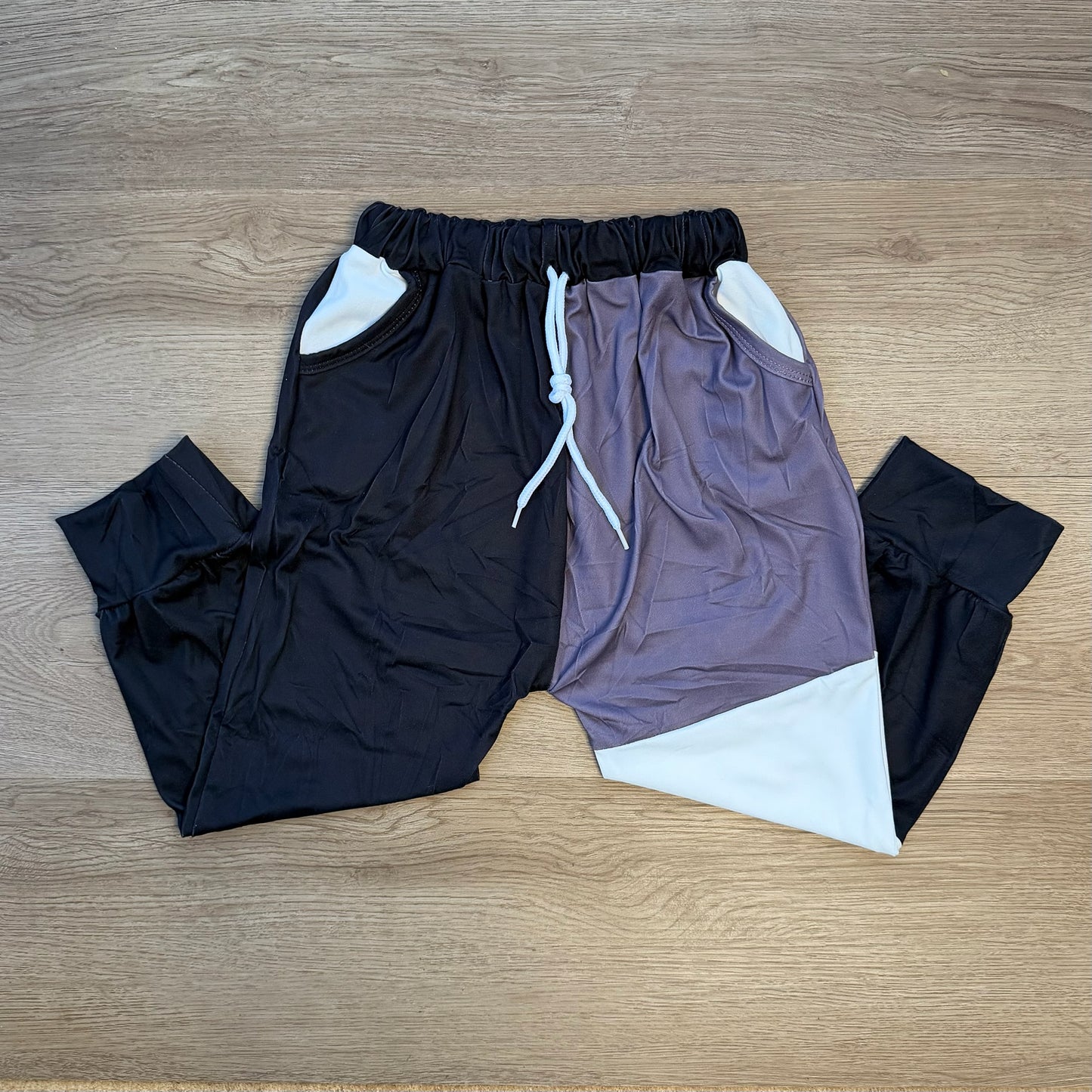 Black Gray White Cargo