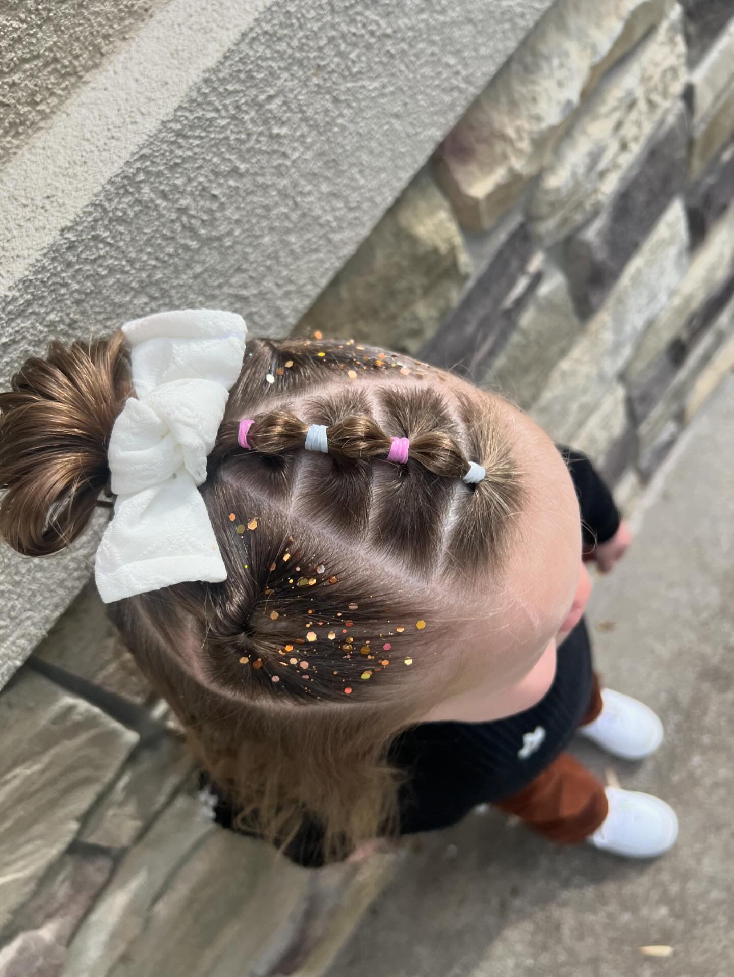 Bringing Home Gold Hair Glitter